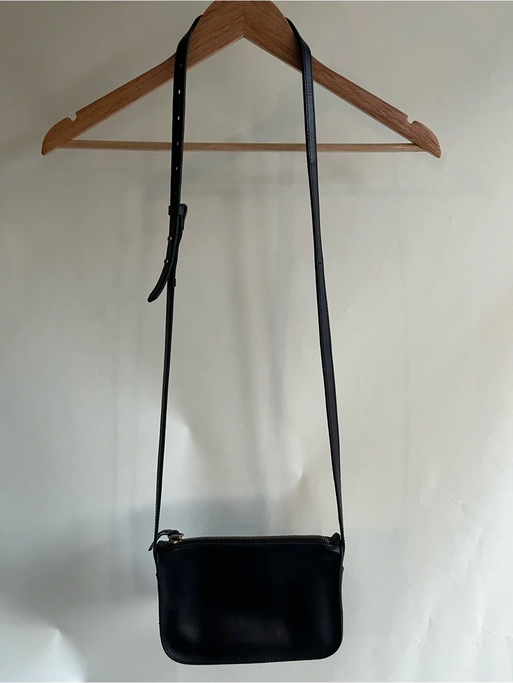 Madewell Leather Crossbody Bag Black Small Minimalist Preppy Adjustable EUC